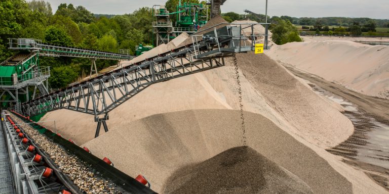 Sand und Kies aus dem Althrein in Rheinhessen Büttel GmbH